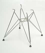 Charles Eames Eiffel Tower wire rod chair base for Herman Miller and Vitra fibreglass fiberglass chairs. Photography �07 Graham Mancha.